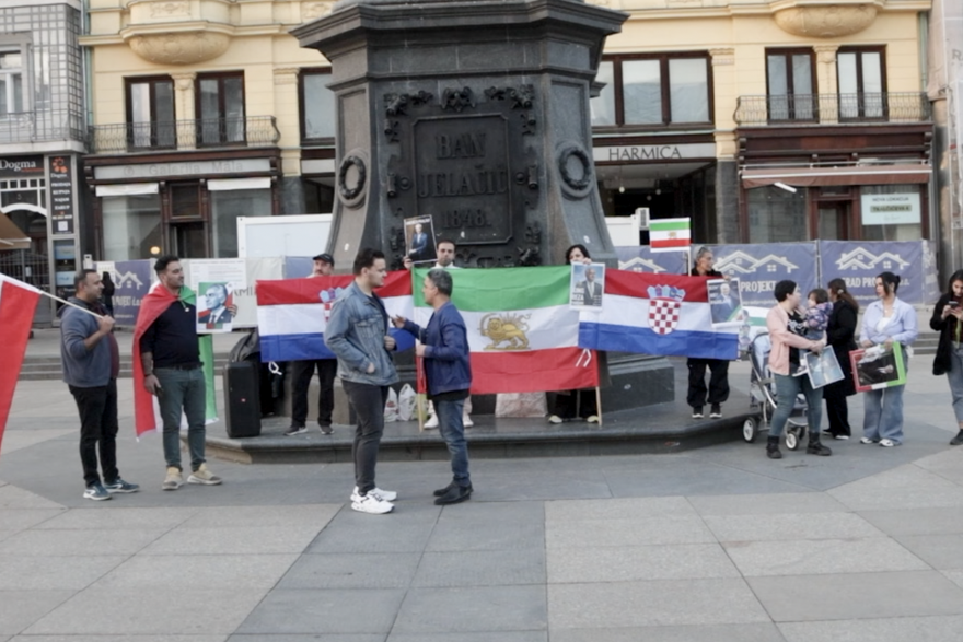 Na Trgu bana Jela&ccaron;i&cacute;a odr&zcaron;an je skup za Iran