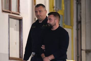 Zagreb: Privo&dstrok;enje osumnji&ccaron;enih u aferi Taksi