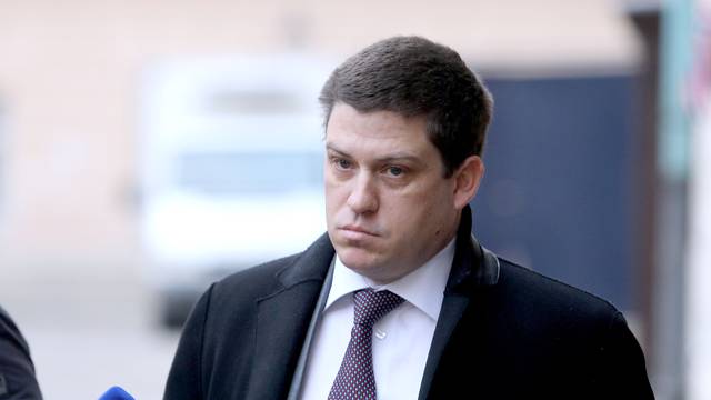 Zagreb: Ministar ButkoviÄ dolazi na sjednicu Vlade