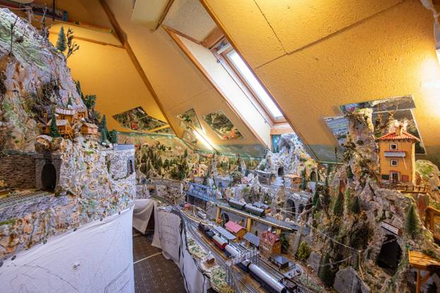 Oživio željeznicu koja je povezivala Konavle s Bečom: Pero je bajkovitu maketu gradio 12 godina