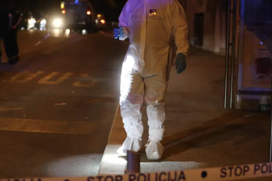 Policajca heroja iz Splita mladić izbo nožem nasred ulice više od pet puta. Bore mu se za život...