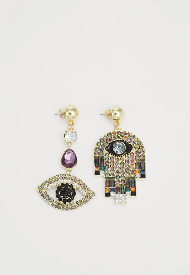 Pregledali smo ponudu! Ovo su najljepše naušnice ove sezone