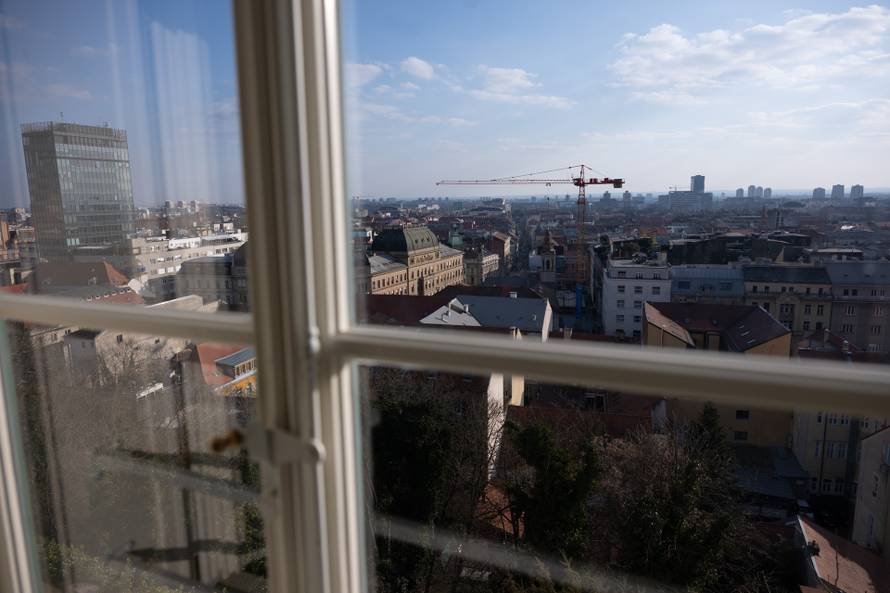 Zagreb: Reportaža o obnovi Gornjogradske gimnazije