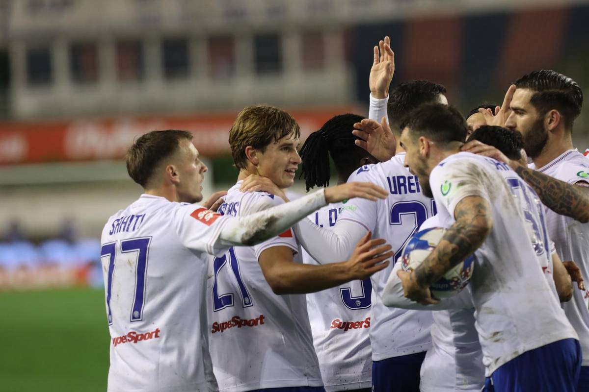 Hajduk Split hammer NK Varazdin 