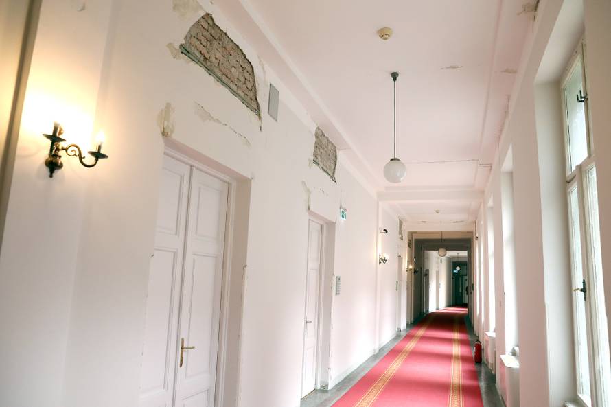 Zagreb: Oštećenja od potresa na zgradi Sabora