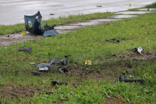 Teška nesreća u Županji, sudarila se tri vozila, jedna osoba poginula