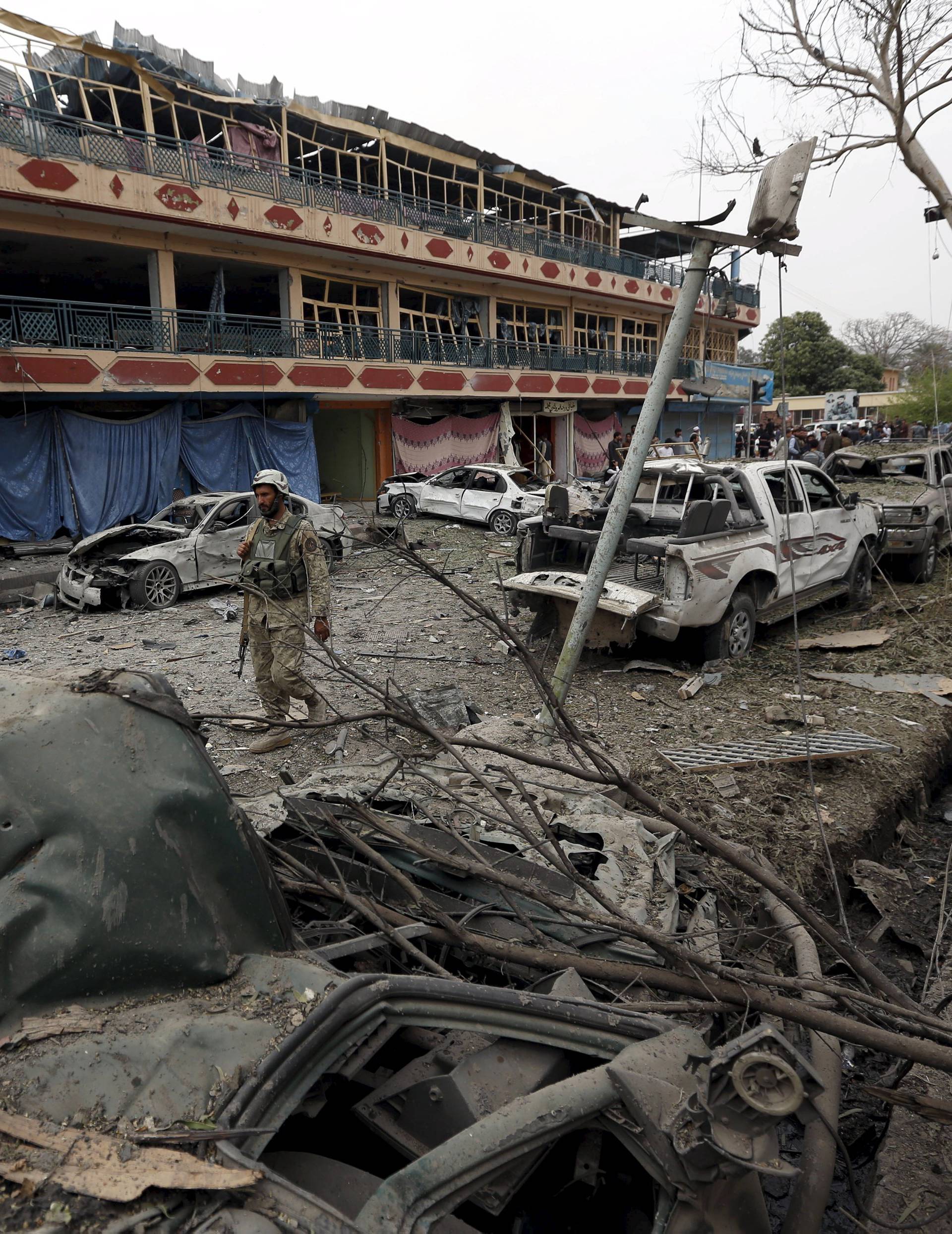 Napad na indijski konzulat u Afganistanu: Poginuli civili