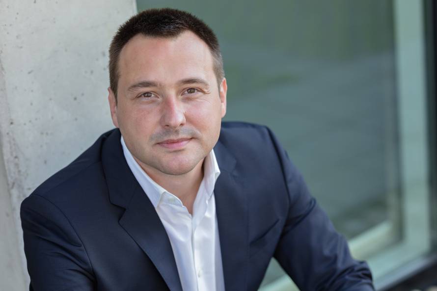 Cyberbullying je realnost sve naše djece. Kako ih obraniti?