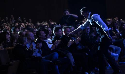 FOTO Sergej Ćetković nastupio u rasprodanoj dvorani Lisinski