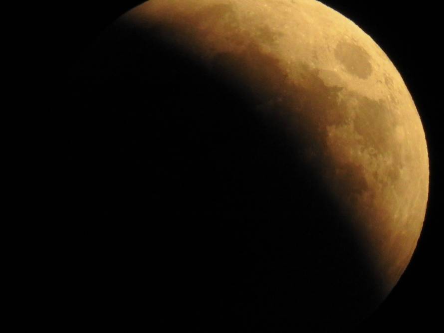 Pogled na pomrÄinu mjeseca iz Dubrovnika