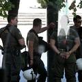 Grci nastavljaju s privođenjem Hrvata! Policija opkolila hotel i uhitila naoružane muškarce