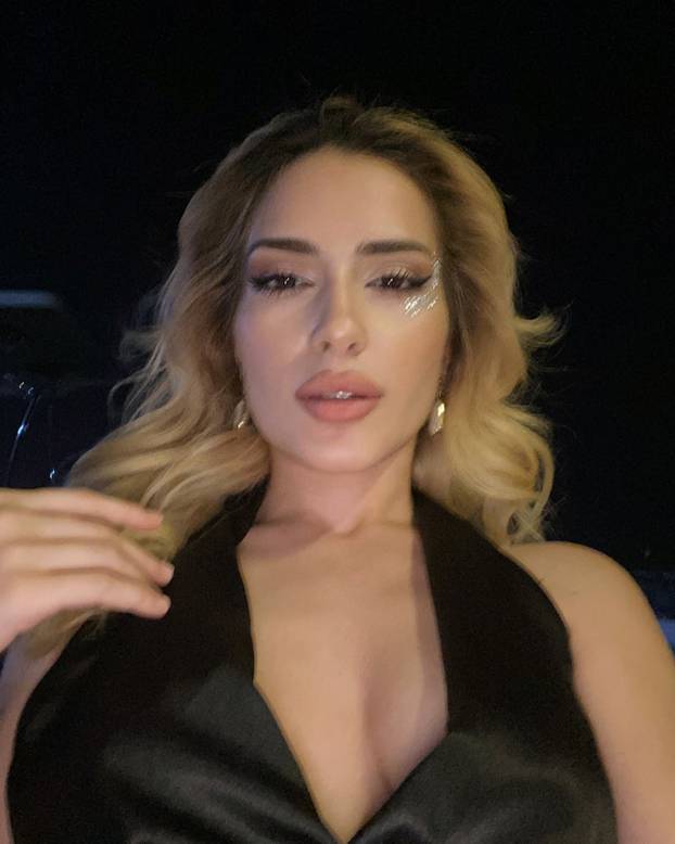 FOTO Bivši dinamovac rastao se s Hrvaticom, sad ljubi 12 godina mlađu Turkinju: 'Moja ljubav'