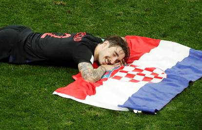 Vrsaljko: Na zastavu sam legao od umora, sad je i sinčić brži...