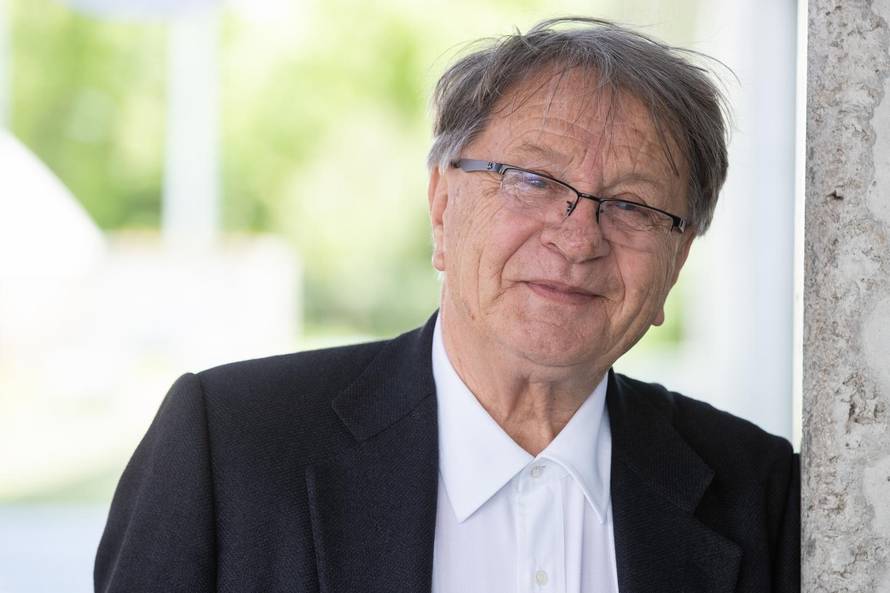 Na ručku s Macronom bit će i Ćiro: Meni da treba prevoditelj? Sine, ja mislim na francuskom!