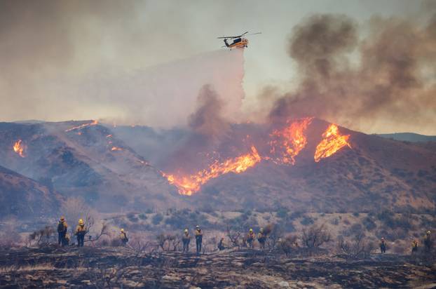 Hughes Fire, at Castaic Lake