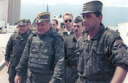YouTube: R. Mladić izdaje naredbu za bombardiranje