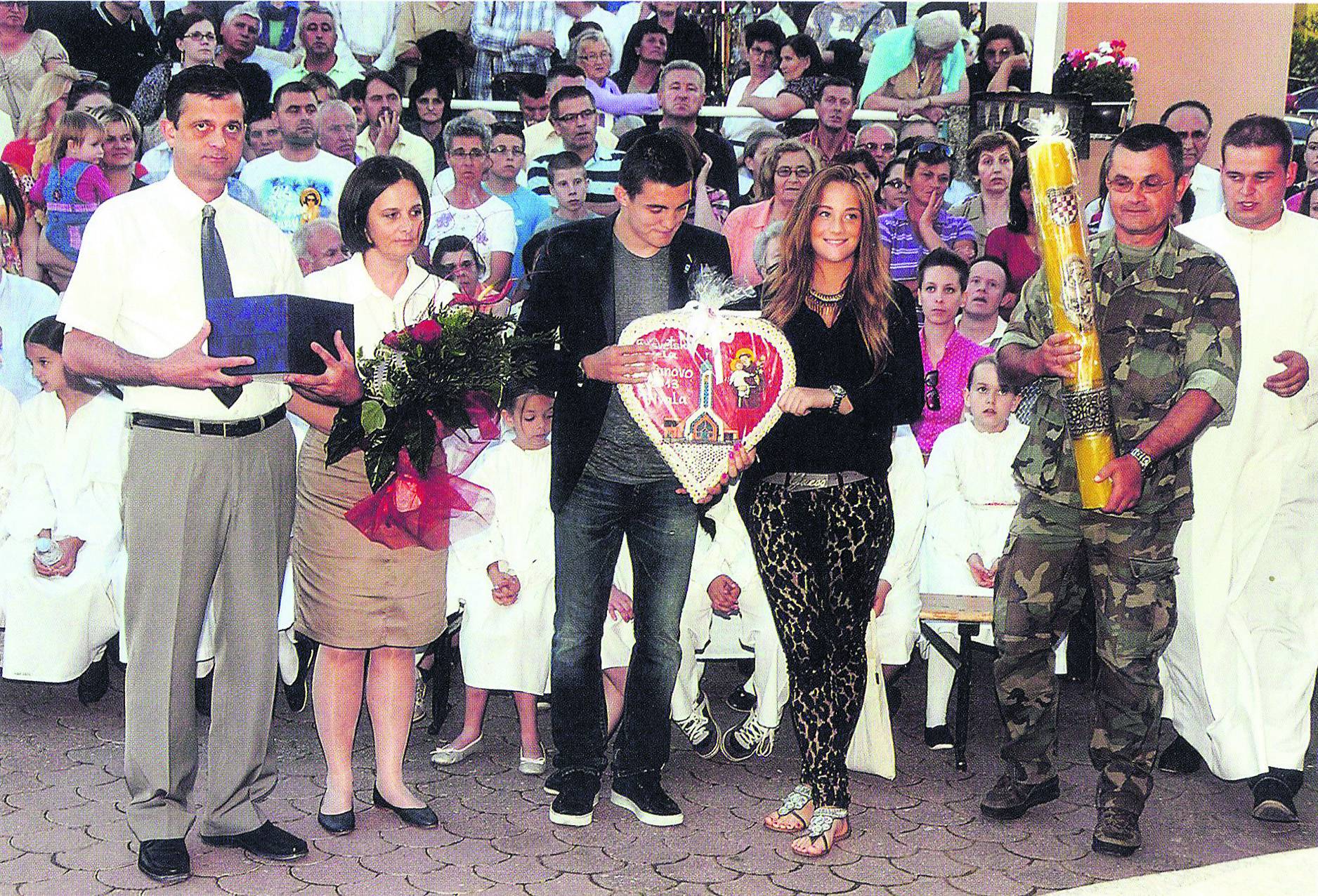 M. Kovačić i Izabela zaljubili se na zboru, uskoro će se vjenčati