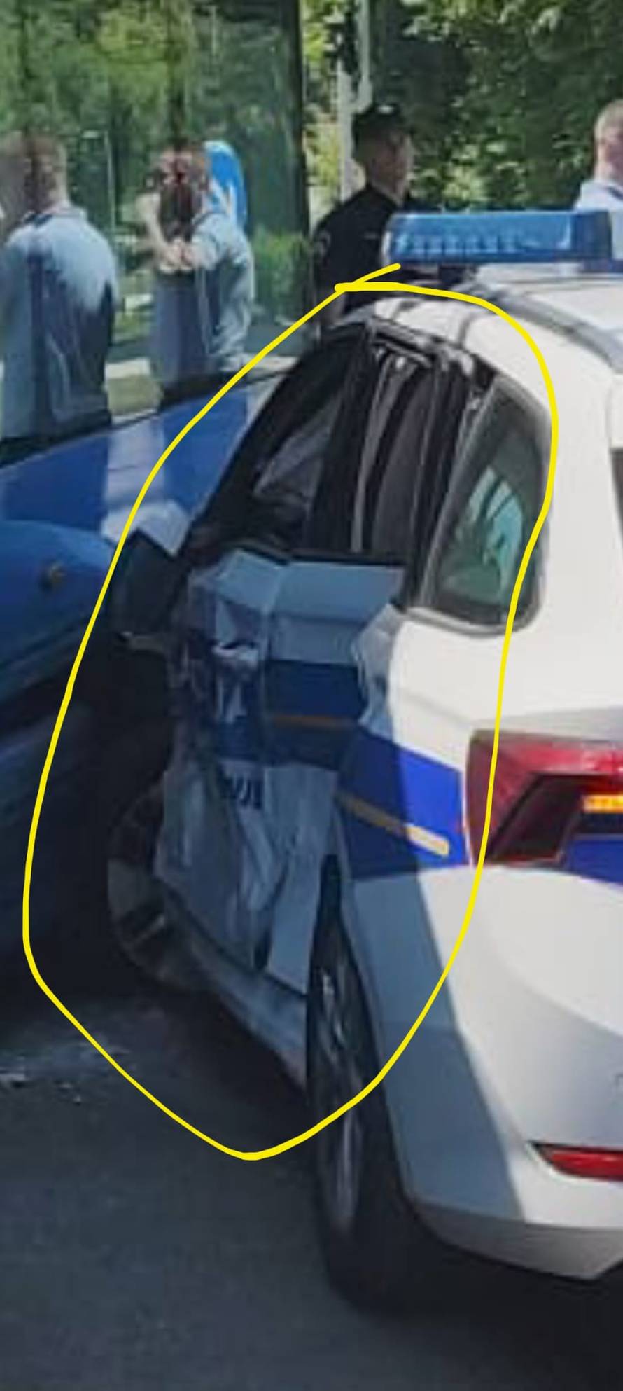 DRAMA NA JARUNU Sudar policijskog auta i tramvaja koji je iskočio: 'Putnici su vrištali'