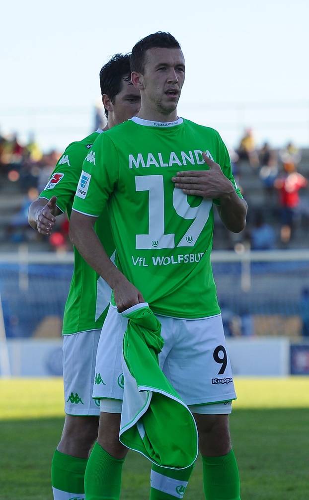 Južnoafri?ka Republika: Ivan Periši? na pripremama nosi dres Juniora Malande