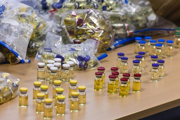 Customs presents doping evidence in Kiel