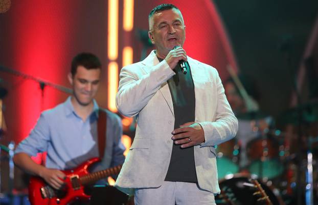 Vela Luka: Održan koncert "Trag u beskraju" posvećen Oliveru Dragojeviću