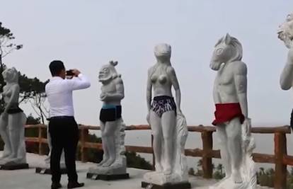 Vrijeđali osjećaje ljudi:  Prekrili intimne dijelove golih kipova