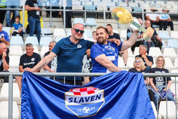 Rijeka: Navijači na utakmici finala SuperSport Hrvatskog nogometnog kupa, HNK Rijeka - NK Slaven Belupo