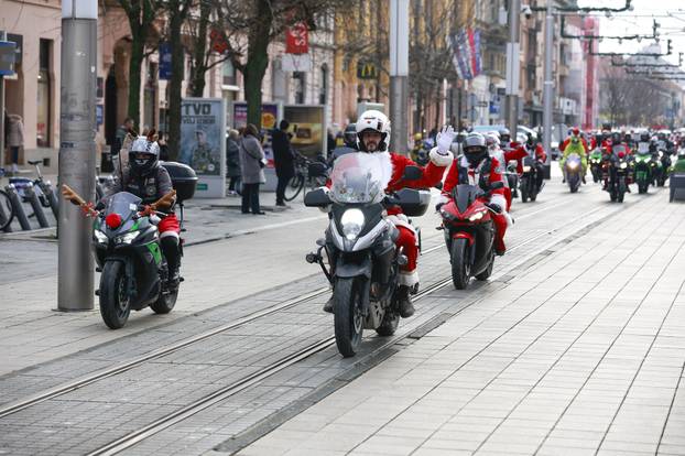 Osijek:  Tradicionalni dolazak motomrazova na  Trg Ante Starčevića