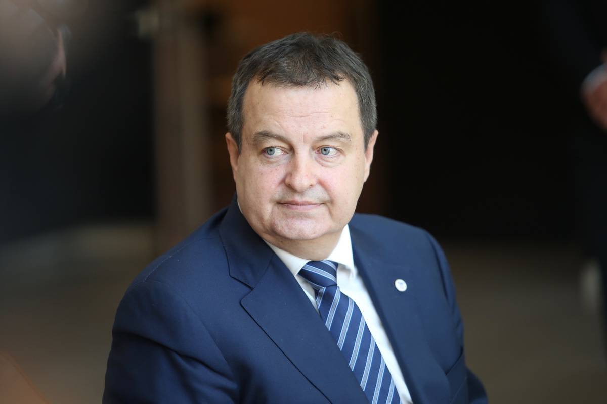 Dačić: Hrvatska jednostavno treba osuditi napade na Srbe