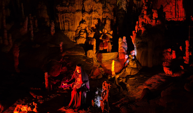 FOTO Pogledajte kako izgledaju žive jaslice u Postojnskoj jami