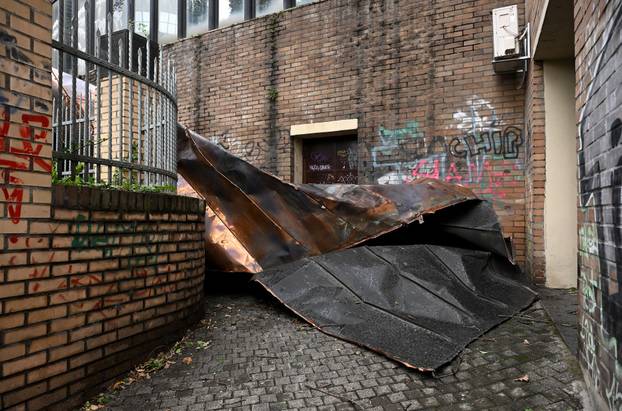 Zagreb: KC Dražen PetroviĆ nastradala u oluji