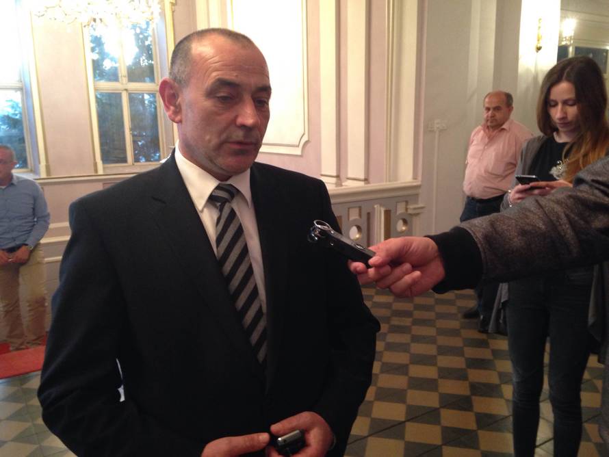 Medved komentirao proračun za branitelje i šator u Savskoj