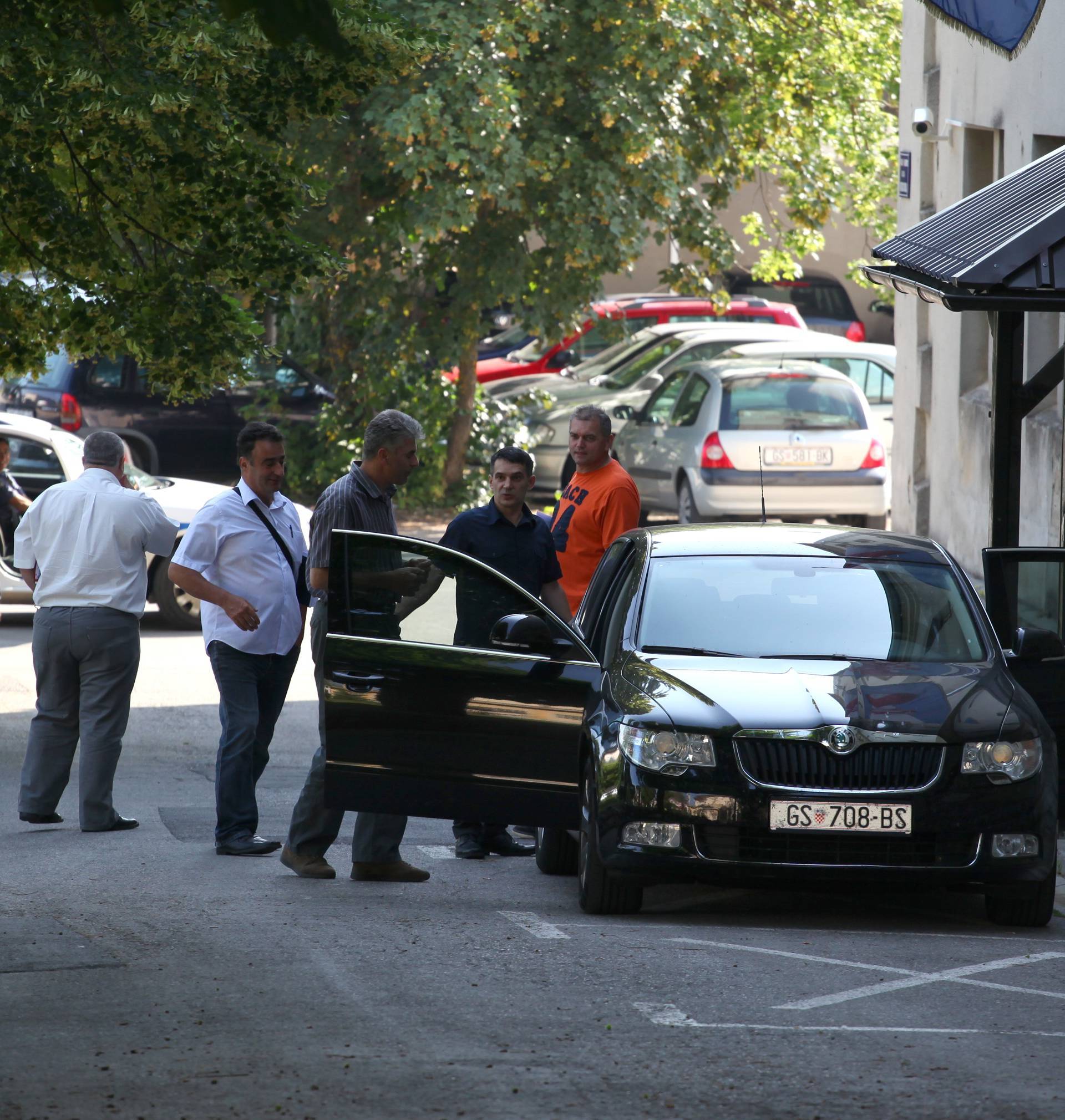 'Bivšeg načelnika PU ličko-senjske treba udaljiti iz službe'