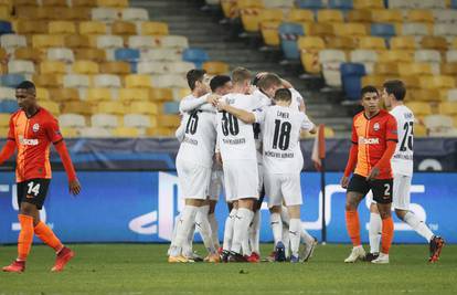 Šahtarstrofa u Kijevu! Gladbach utrpao šest, Plea zabio hat-trick