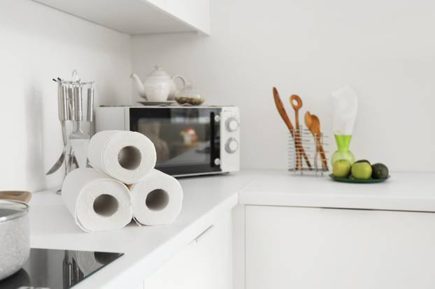 Stvari koje nikada ne biste trebali držati u blizini štednjaka