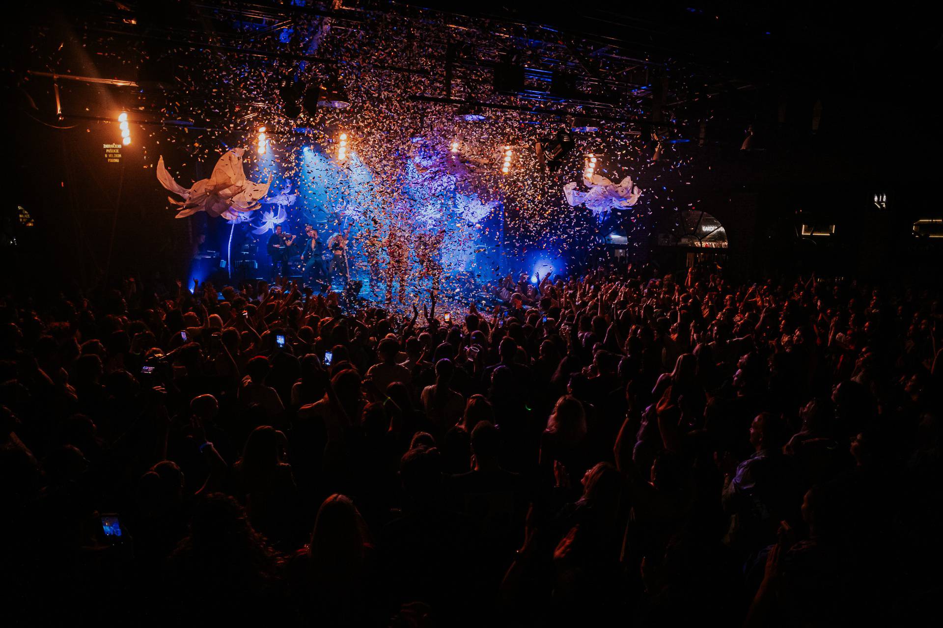 Luka Nižetić u Tvornici kulture priredio spektakularni koncert za pamćenje!