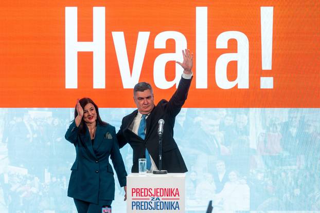 Što nosi Sanja Musić Milanović? Dizajnerski nakit, sunčane od 130 eura,  odjeća sa sniženja...