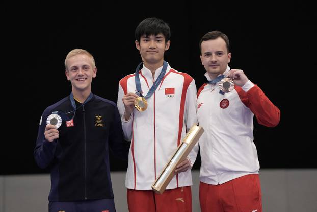 Shooting - 10m Air Rifle Men's Victory Ceremony