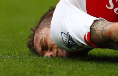 Problemi za Arsenal: Debuchy iduća tri mjeseca na bolovanju