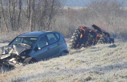 Teška nesreća u Bjelovaru: U sudaru poginuo vozač traktora
