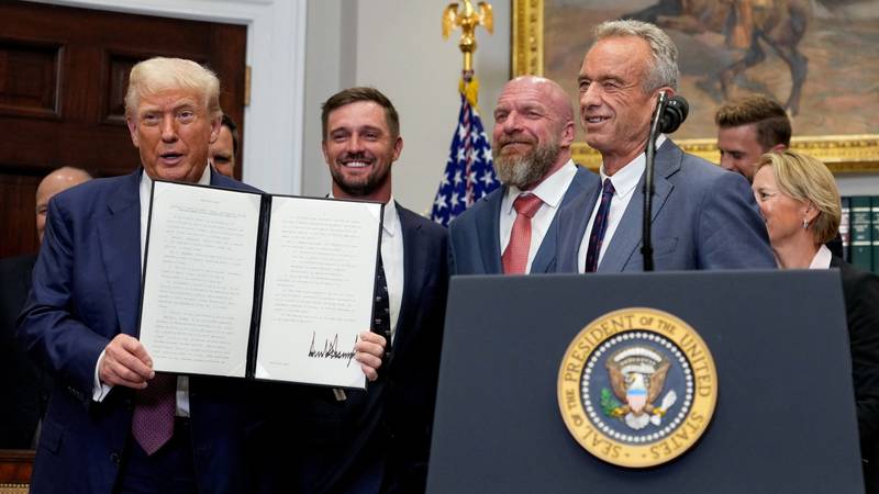 Donald Trump povećava carine Kanadi na 35 posto, visoke carine SAD uvodi i BiH i Srbiji