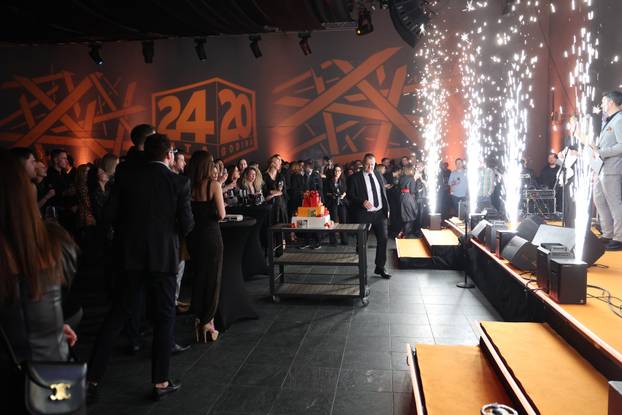 Zagreb: Slavljenička torta na proslavi 20. rođendana 24sata