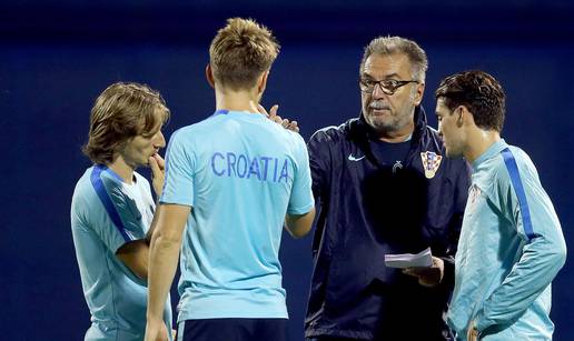 Čačić: Problem nije u Modriću, Kovačiću i Brozoviću. Dobar dio naših igrača nije uhvatio formu