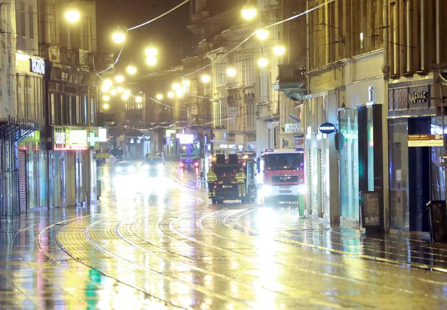 Jutro nakon poplave u Zagrebu: Saniraju Miramarsku ulicu