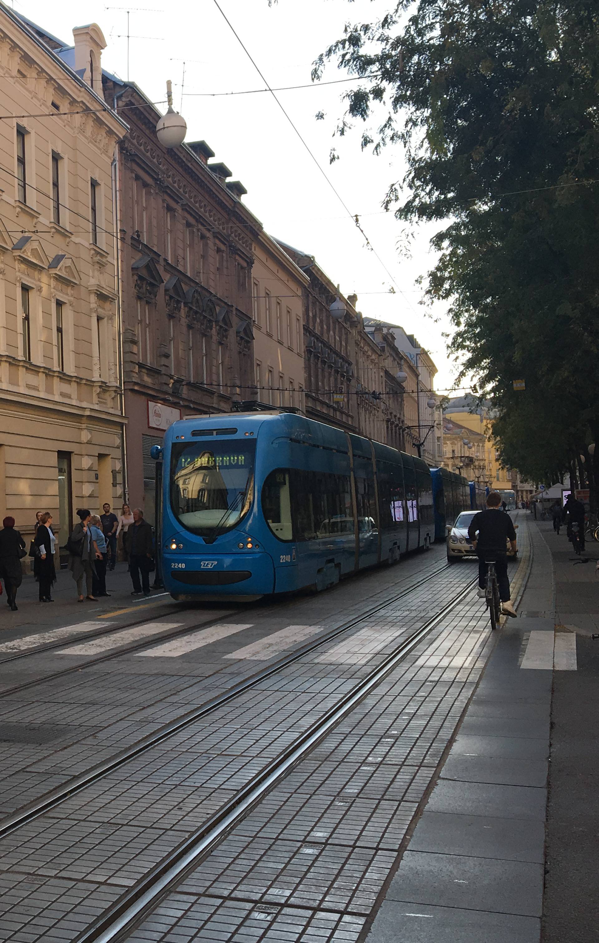 Kolaps tramvajskog prometa u centru Zagreba, nestalo struje