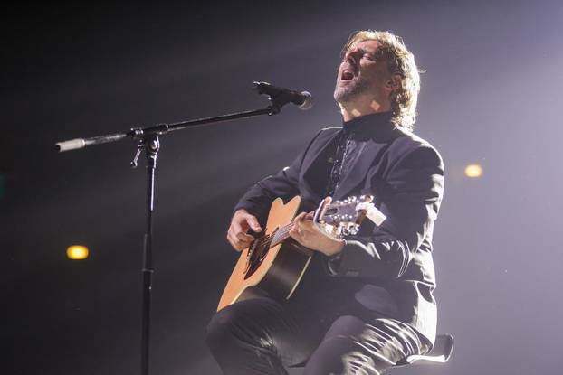 Zagreb: U Areni Zagreb održan koncert "Progledaj srcem"