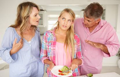 Čiste im i kuhaju: 16% mladih ne želi iz roditeljskog doma