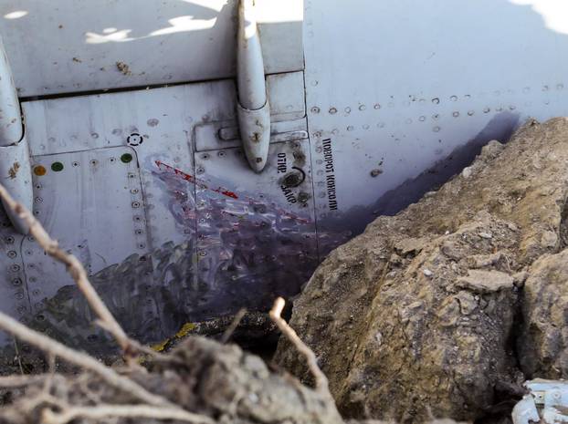 Zagreb: Premijer Andrej Plenković i  nadležni članovi Vlade obišli su mjesto pada besposadne letjelice