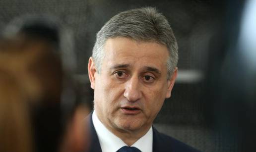 Karamarko: Od njegovog 'mi ili oni' građani neće živjeti bolje