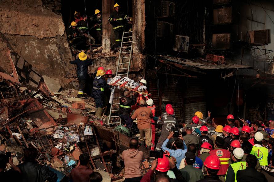 Aftermath of fire in a shopping mall in Karachi